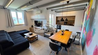 Apartma Malinska, Malinska-Dubašnica, 81m2