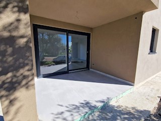 NSOP-237-1, Novogradnje – stanovanja, 2 km od morja