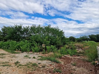 Z-659, Gradbena parcela – okolica Višnjana, 582 m²