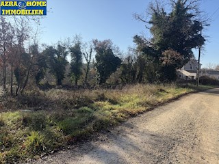 Gradbena parcela 934 m², prodaja, v Rapavelu pri Višnjanu (Z-669)