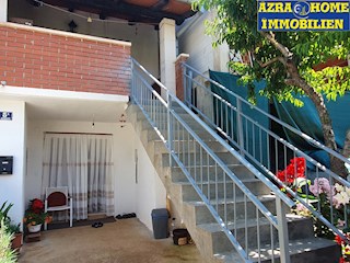 Naprodaj,  Vrstna hiša, Nova Vas (2 km) – 117 m², dvorišče cca. 90 m² ( KOP-773-1)