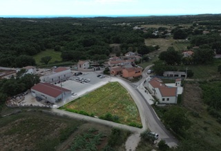 Stavbno zemljišče Tinjan, 1.206m2