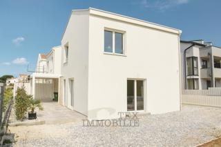 Moderna hiša blizu morja in okolice Poreča 