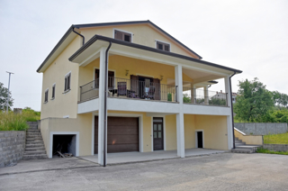 Hiša Poreč, 328m2