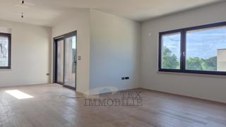 Novi apartmaji blizu morja in centra Poreča