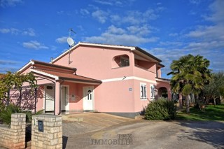 Hiša Poreč, 201 m2