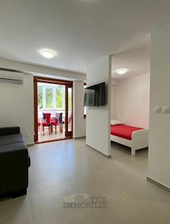 Červar porat - apartma le 200 metrov od morja