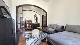 Stanovanje v zgodovinskem jedru Poreča – 60 m², 50 metrov od morja
