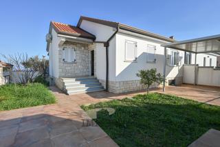 Dvojček s 4 spalnicami – Crveni Vrh, Umag