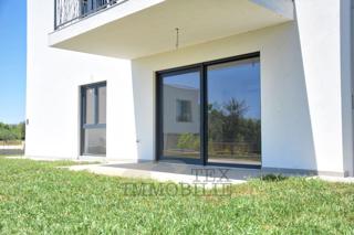 Apartma v pritličju blizu morja, 94 m2