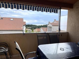 APARTMA S POGLEDOM NA MORJE V BLIZINI PLAŽE