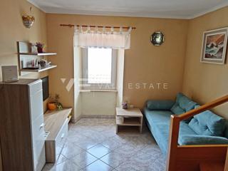 APARTMA Z POGLEDOM NA MORJE V BLIŽINI PLAŽE