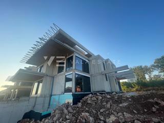 DVOSOBNI APARTMA V NOVOGRADNJI Z POGLEDOM NA MORJE