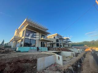 DVOSOBNI APARTMA V NOVOGRADNJI Z POGLEDOM NA MORJE