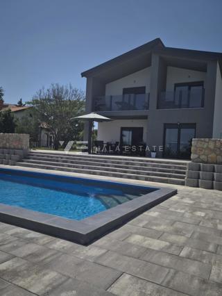 NOVA SAMOSTOJNA HIŠA Z BAZENOM IN POGLEDOM NA MORJE