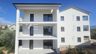 APARTMA NA MIRNI LOKACIJI Z POGLEDOM NA MORJE