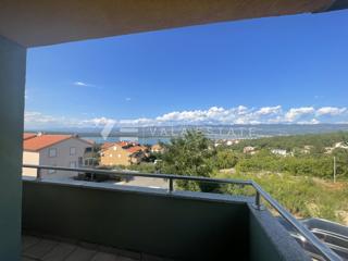 APARTMA Z POGLEDOM NA MORJE V BLIŽINI PLAŽE