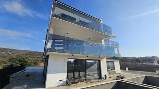 DVOETAŽNI APARTMA V NOVOGRADNJI S POGLEDOM NA MORJE