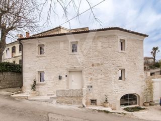 Očarljiva vila v srcu Tinjana