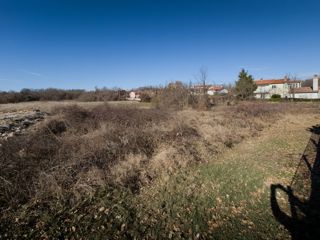 Labin, gradbeno zemljišče blizu centra 1224 m2