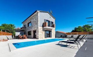 Dizajnerska vila z bazenom, Kanfanar