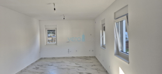 Uvala Soline, otok Krk, novogradnja, dvosobni apartma v 2. nadstropju, pogled na morje, prodamo