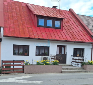 Gorski kotar, Fužine, center, vrstna hiša, terasa, vrt, prodaja