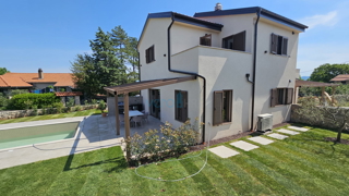 Mesto Krk, širša okolica, dvojna hiša, novogradnja, bazen, prodaja