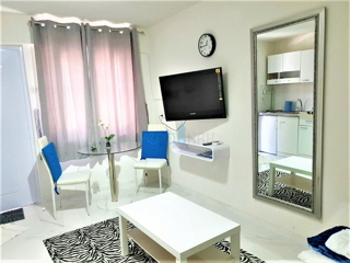 Crikvenica, center - samostojna adaptirana hiša, 50 m od morja, prodamo