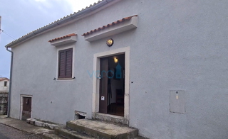 Rijeka, Grobnik, dvojček, 162 m2, 200 m2 vrta, trajni pogled, prodamo