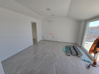 CRIKVENICA - 3S+DB, stanovanje s prostorno teraso, 100 m2