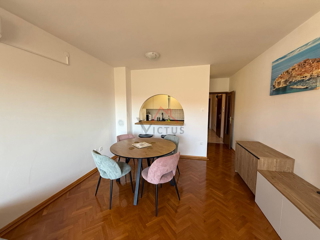 CRIKVENICA - Stanovanje v prvem nadstropju, 54 m2