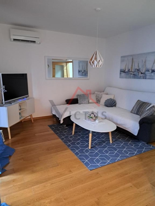 CRIKVENICA - 2S+DB, stanovanje v prvem nadstropju s teraso, 59 m2