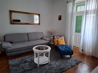 HOJA DO MORJA PRIBLIŽNO 250M, APARTMA + VRTNA HIŠA