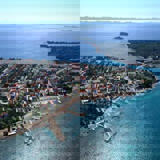 Pašman, Ždrelac - gradbeno zemljišče (1200 m2) na čudoviti lokaciji, RAZGLED