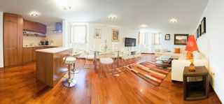 Hrvaška, Split, CENTER – Prestižno trisobno stanovanje v zgodovinskem središču Splita, NAPRODAJ