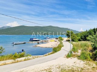 Hrvaška, Ston, Hodilje - apartma v kamniti hiši na obali - ZNIŽANA CENA!