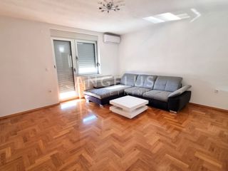 Zagreb, Špansko - trosobno stanovanje (73m2) s parkirnim mestom