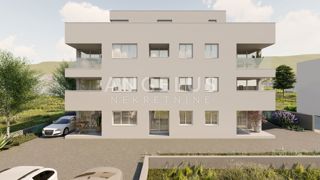 Stanovanje Kaštel Lukšić, Kaštela, 69,58m2