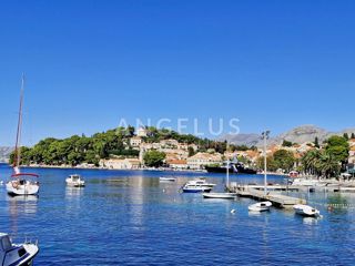 Hrvaška, Dubrovnik, Cavtat – Enosobno stanovanje s teraso in parkirnim mestom, 62 m2