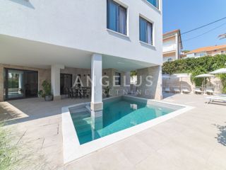 Hrvaška, Trogir, Čiovo - luksuzna vila z bazenom v bližini plaže