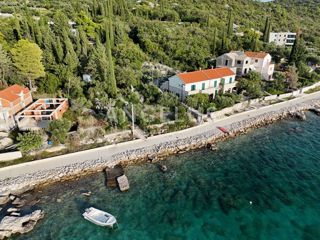 Hrvaška, Dubrovniško primorje, Slano - gradbeno zemljišče prvi red do morja, 770 m2