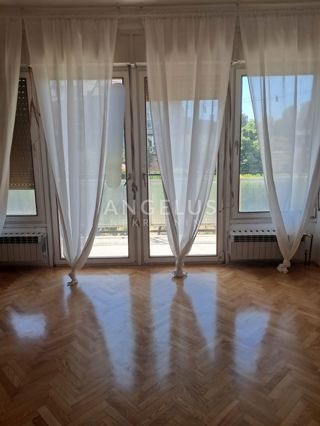 Hiša Folnegovićevo naselje, Peščenica - Žitnjak, 140m2