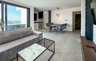 Istra, Poreč - stanovanje 96m2 z jacuzzijem