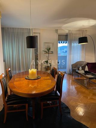 Hrvaška, Split, Sukoišan - Elegantno dvosobno stanovanje z garažo in parkirnim mestom, 80 m2, RAZPRODAJA