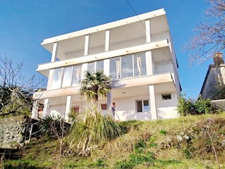 Opatijska riviera, biser Jadrana. Štiri lastnosti.