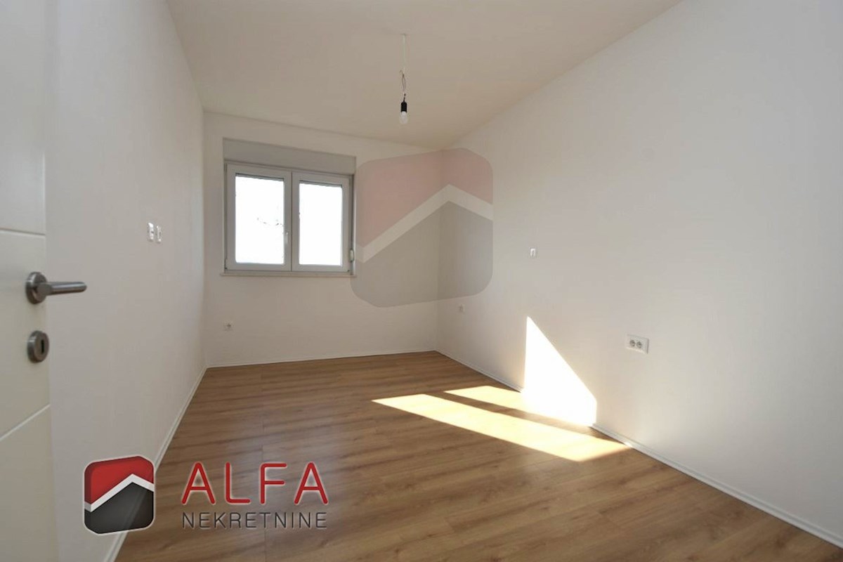 Hrvaška, Tribunj, dvosobno stanovanje naprodaj, drugo nadstropje, pogled na morje