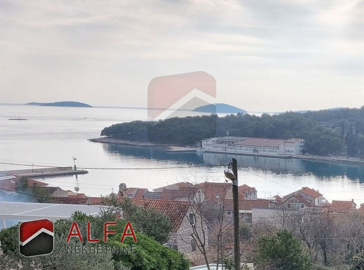 Hrvaška, otok Prvić, Prvić Luka, prodamo gradbeno zemljišče s pogledom na morje