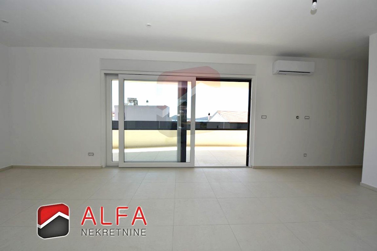 Hrvaška, Vodice, prodamo nov dvosobni apartma, drugo nadstropje, pogled na morje