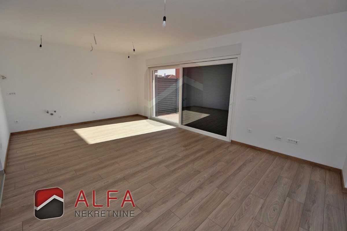 Hrvaška, Vodice, novogradnja, prodaja dvoetažni apartma, blizu morja